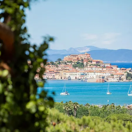 Dom wakacyjny Helloelba La Pinetina